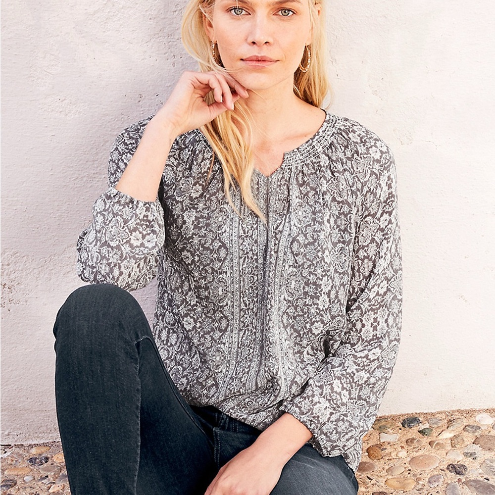 Garnet Hill Bohemian Bishop-Sleeve Blouse - Gray/Grey Motif - Size Large
